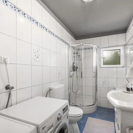 Noelle By The Sea In Porec, Istria Апартаменты